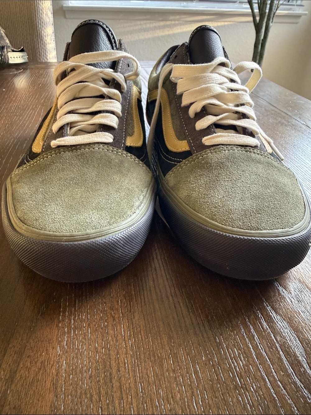 Vans Men's Low-Top Suede & Canvas Sneakers in Olive/Black